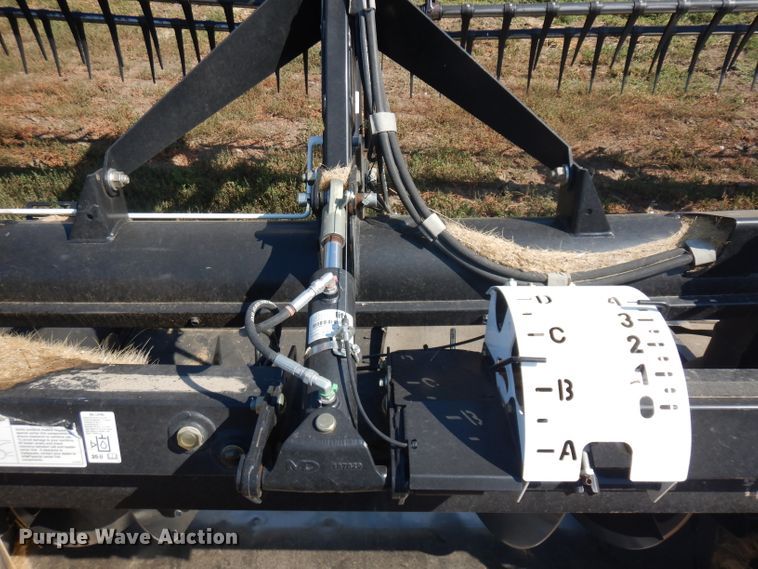 image for item DH0322 2012 Case IH 2162 draper head