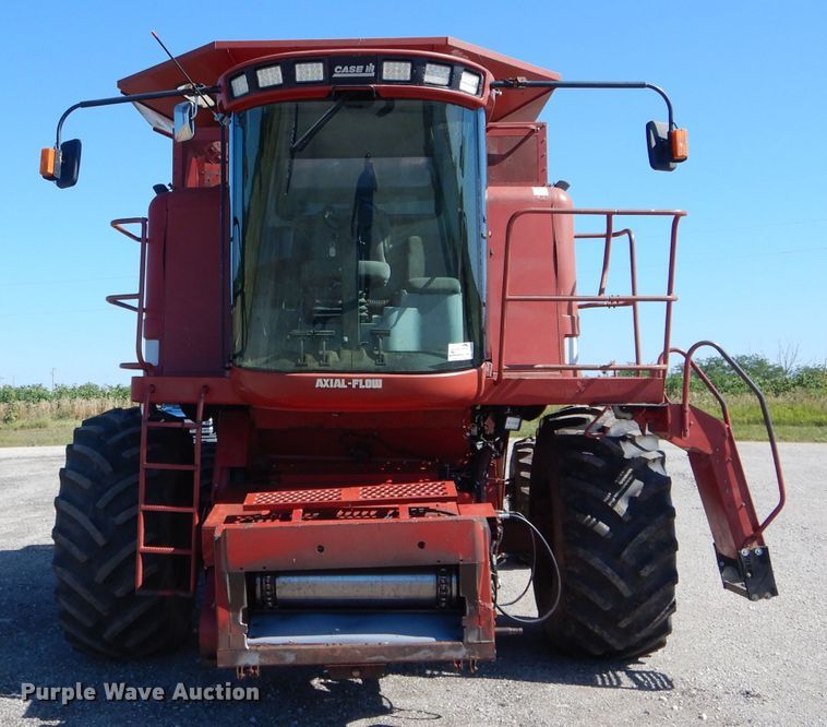 image for item DH6019 1995 Case IH 2188 RWA combine