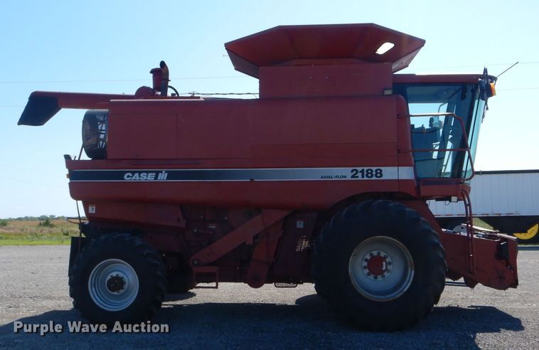 image for item DH6019 1995 Case IH 2188 RWA combine