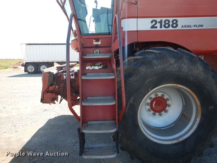 image for item DH6019 1995 Case IH 2188 RWA combine