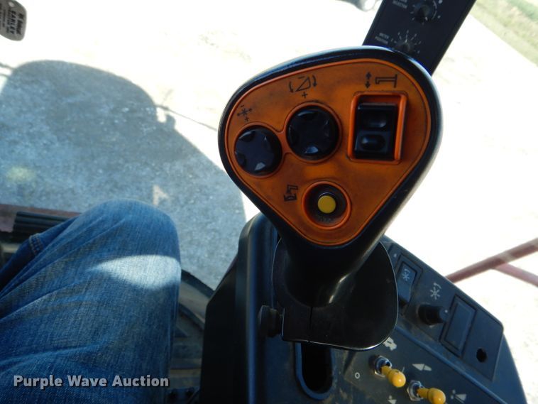 image for item DH6019 1995 Case IH 2188 RWA combine