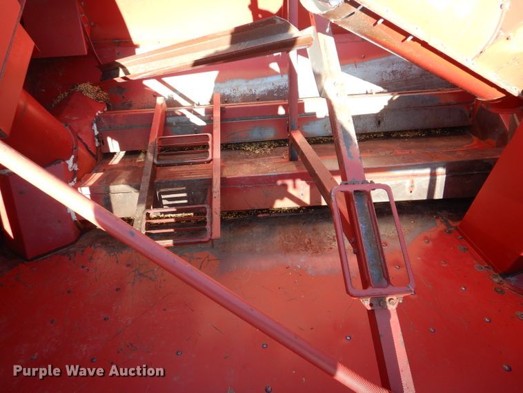 image for item DH6019 1995 Case IH 2188 RWA combine