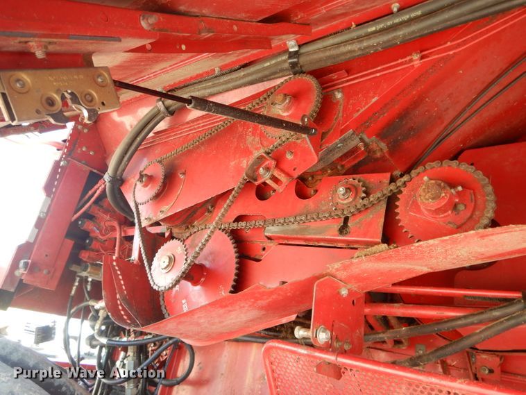 image for item DH6019 1995 Case IH 2188 RWA combine