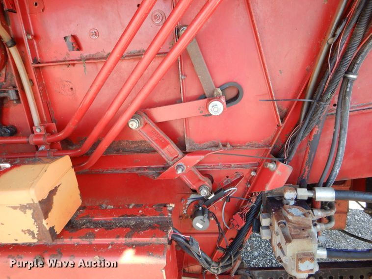 image for item DH6019 1995 Case IH 2188 RWA combine