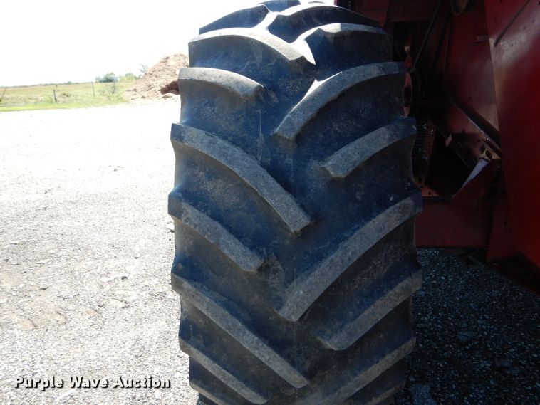 image for item DH6019 1995 Case IH 2188 RWA combine