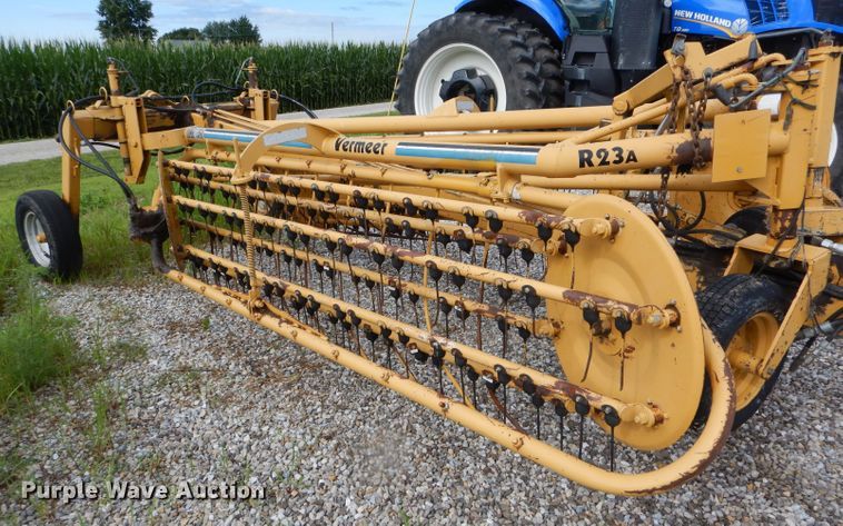 image for item DH6030 Vermeer R23A hay rake