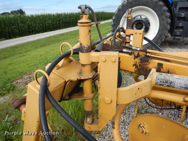 image for item DH6030 Vermeer R23A hay rake