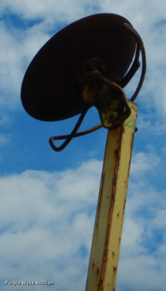 image for item DH6031 John Deere 7000 planter