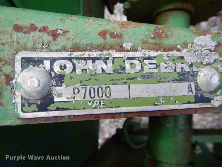 image for item DH6031 John Deere 7000 planter