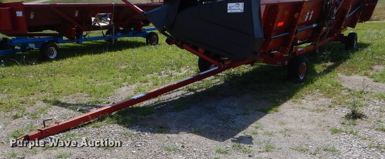 image for item DI0561 Unverferth HT12 header trailer