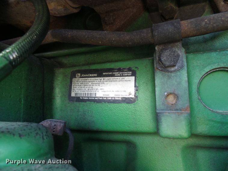 image for item DI0564 2004 John Deere 9520 4WD tractor