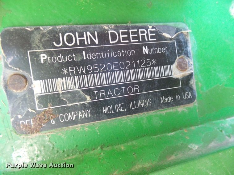 image for item DI0564 2004 John Deere 9520 4WD tractor