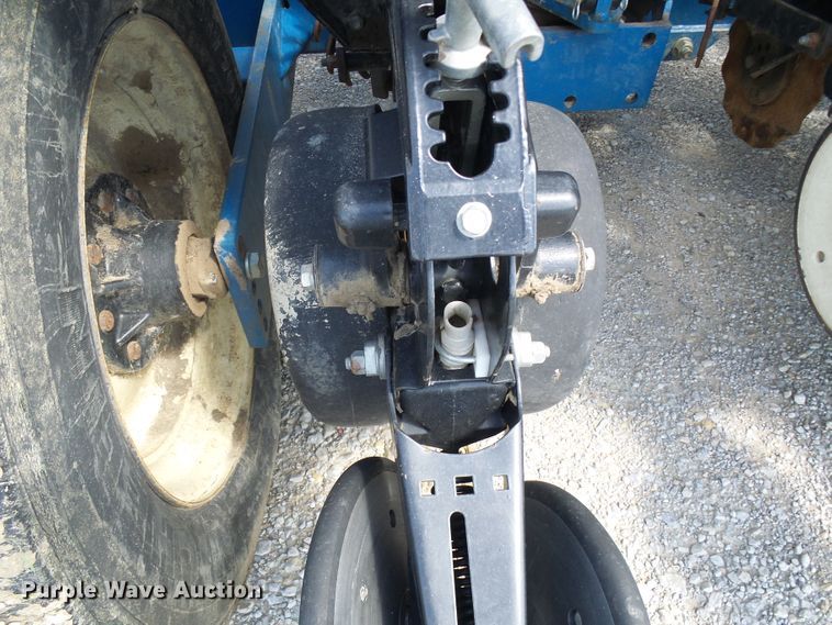 image for item DI0568 Kinze 3600 split row planter