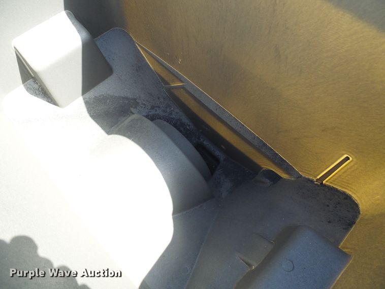 image for item DI0568 Kinze 3600 split row planter