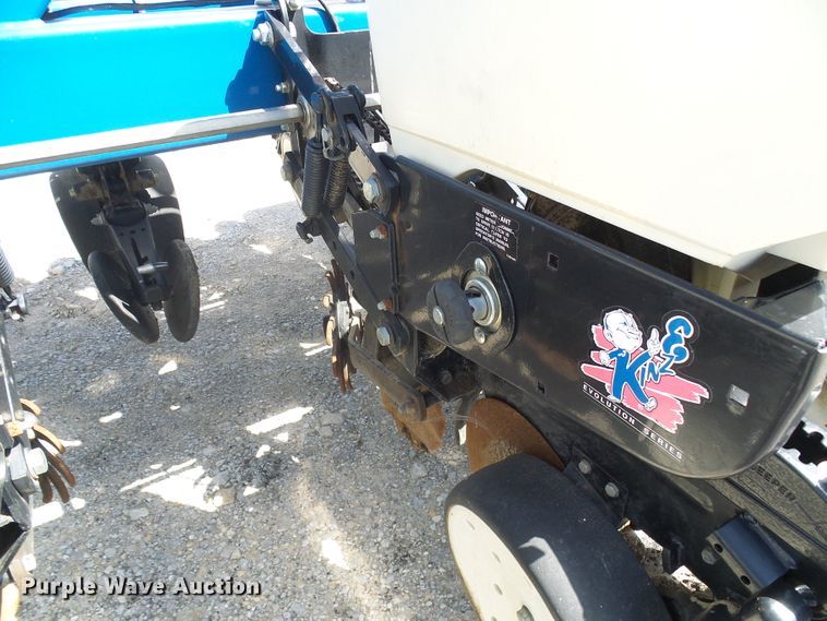 image for item DI0568 Kinze 3600 split row planter