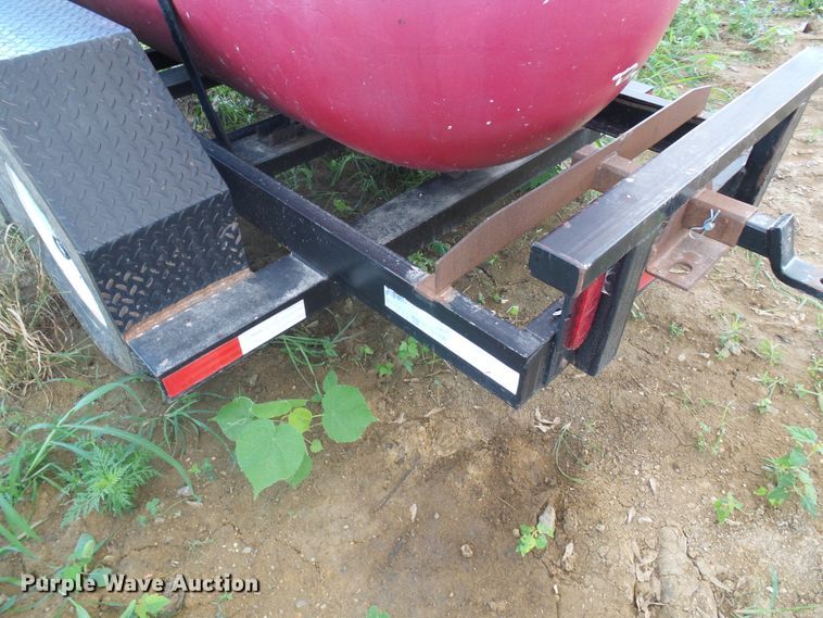 image for item DI0569 Woodworth propane tank trailer