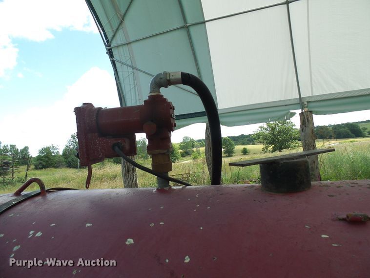 image for item DI0569 Woodworth propane tank trailer