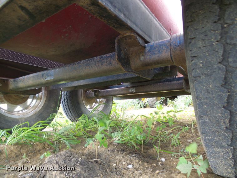 image for item DI0569 Woodworth propane tank trailer