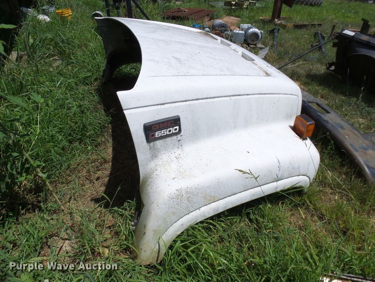 image for item DI0588 GMC 6500 parts