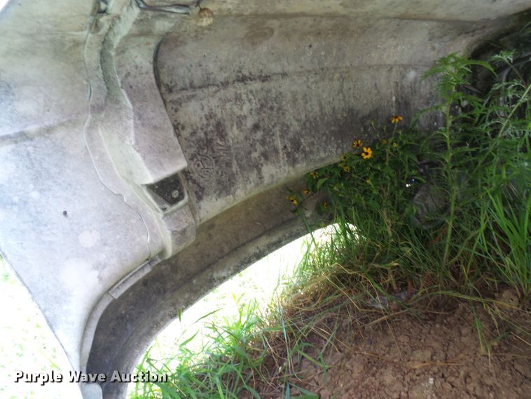 image for item DI0588 GMC 6500 parts