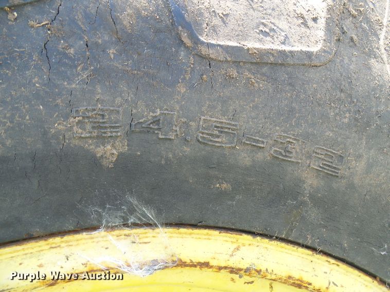 image for item DI0591 (2) 24.5-32 tires and wheels