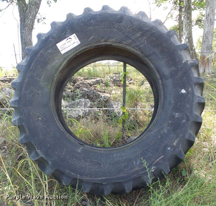 image for item DI0592 (2) 20.8R38 tires