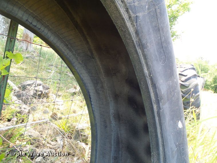 image for item DI0592 (2) 20.8R38 tires