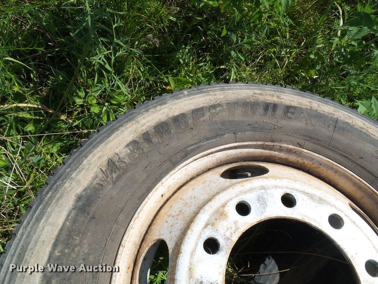 image for item DI0594 (6) 275/80R22.5 tires and wheels