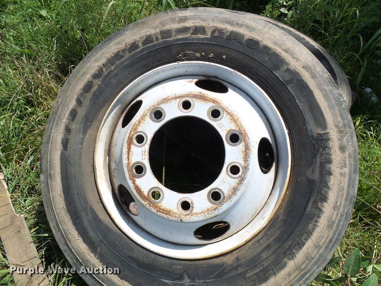 image for item DI0594 (6) 275/80R22.5 tires and wheels