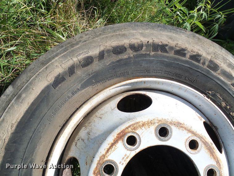 image for item DI0594 (6) 275/80R22.5 tires and wheels