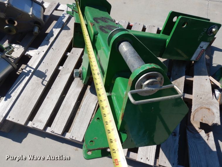 image for item DW9352 Three point quick attach