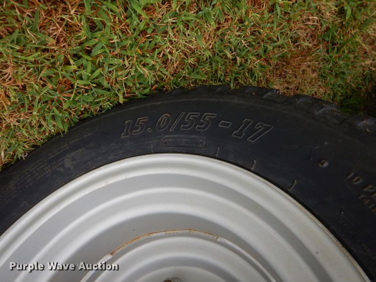 image for item ED9485 Kubota BV4180 round baler