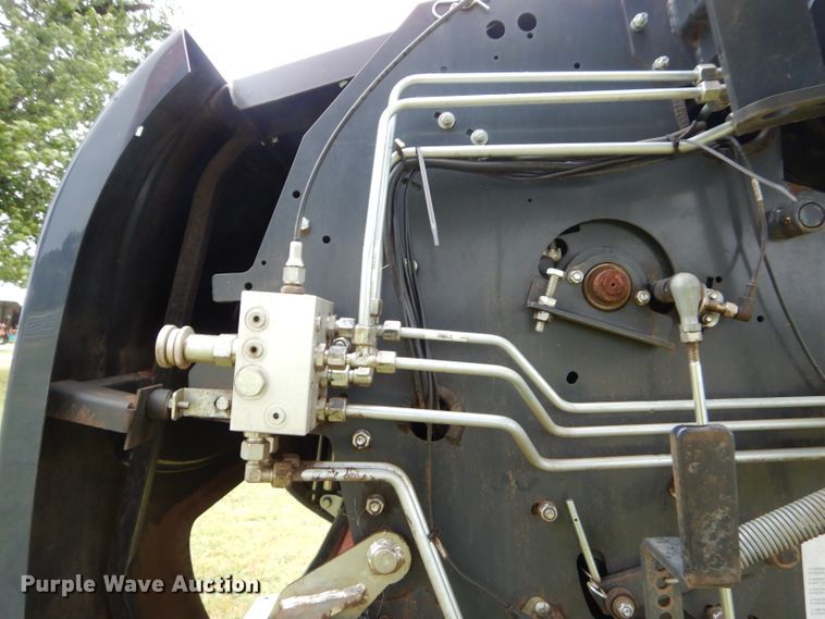 image for item ED9485 Kubota BV4180 round baler