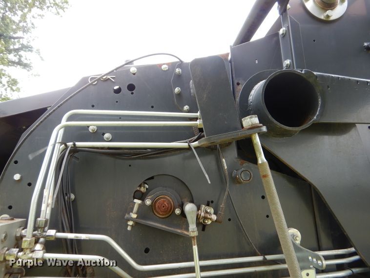 image for item ED9485 Kubota BV4180 round baler