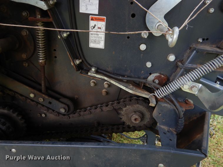 image for item ED9485 Kubota BV4180 round baler