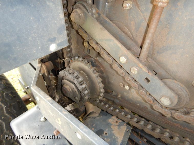 image for item ED9485 Kubota BV4180 round baler