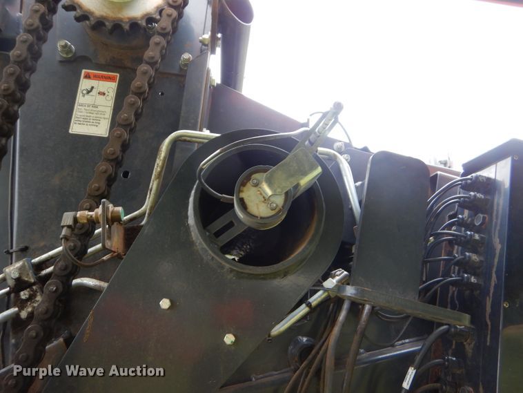 image for item ED9485 Kubota BV4180 round baler