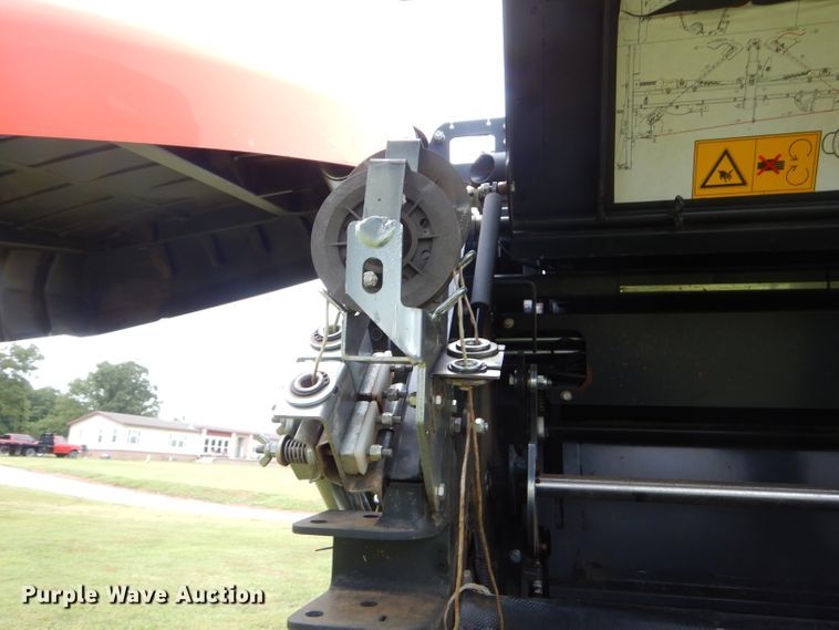 image for item ED9485 Kubota BV4180 round baler