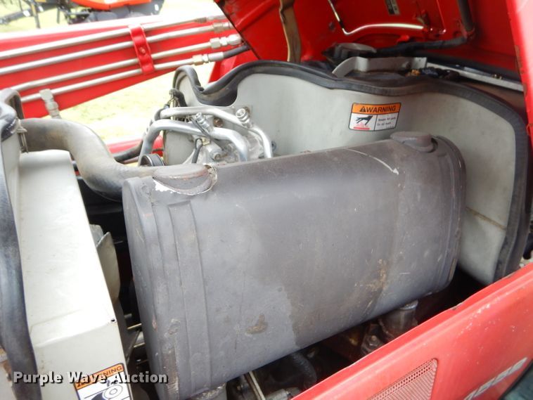 image for item ED9488 2005 Massey-Ferguson 1552 tractor