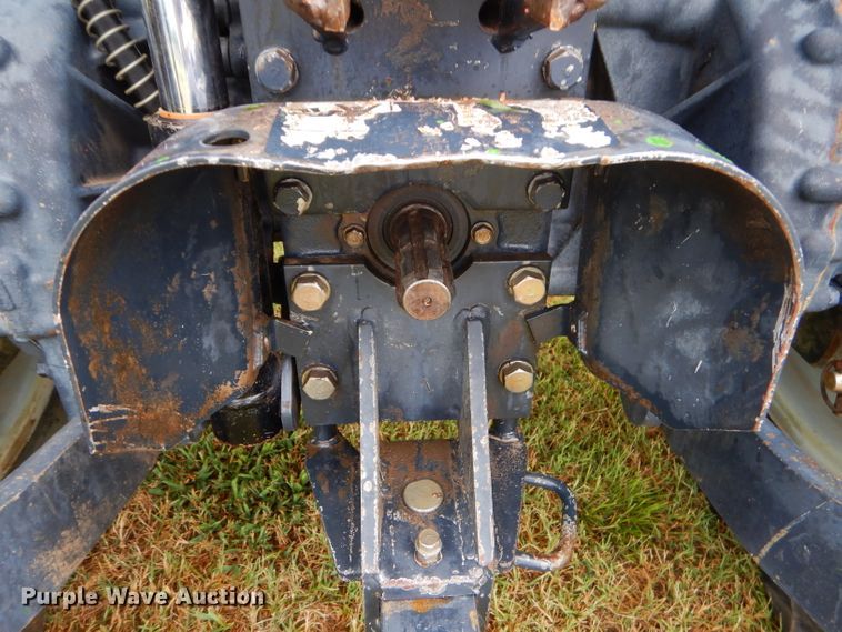 image for item ED9488 2005 Massey-Ferguson 1552 tractor