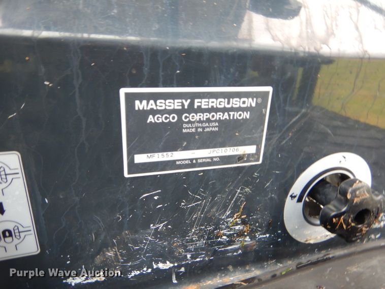 image for item ED9488 2005 Massey-Ferguson 1552 tractor