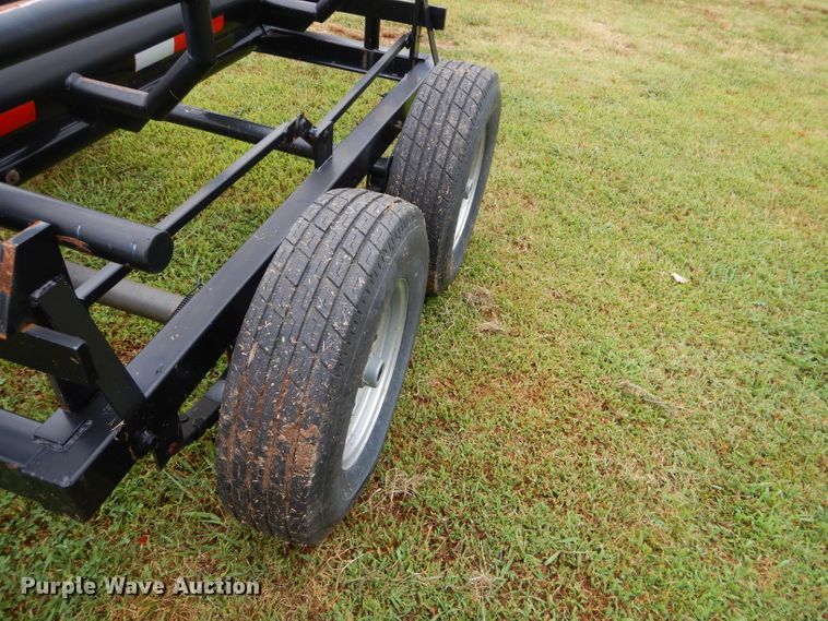 image for item ED9490 2015 Lone Star hay bale trailer