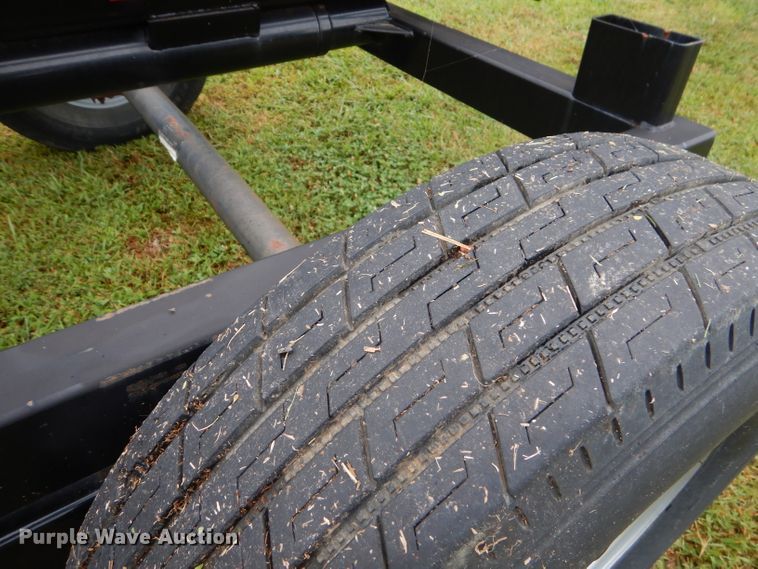 image for item ED9490 2015 Lone Star hay bale trailer