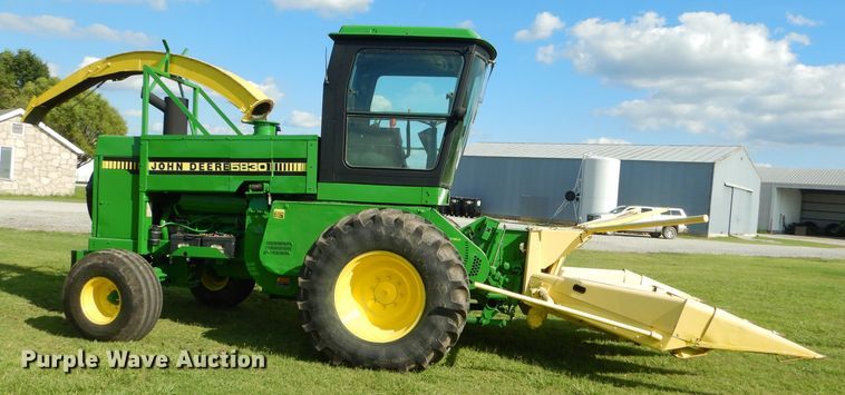 image for item ED9491 1990 John Deere 5830 forage harvester