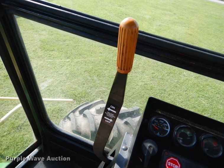 image for item ED9491 1990 John Deere 5830 forage harvester