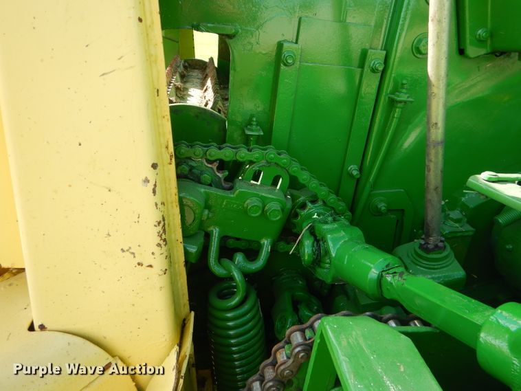 image for item ED9491 1990 John Deere 5830 forage harvester