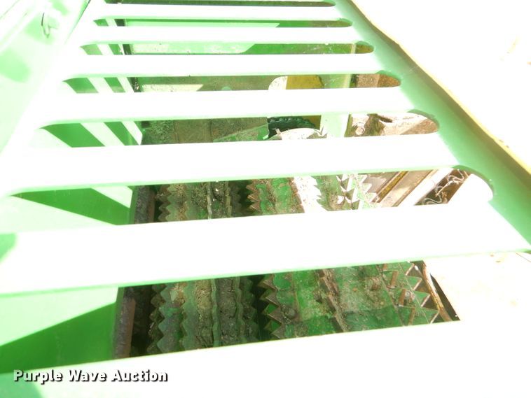 image for item ED9491 1990 John Deere 5830 forage harvester