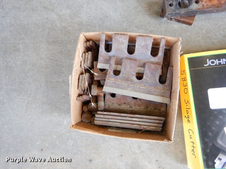 image for item ED9491 1990 John Deere 5830 forage harvester