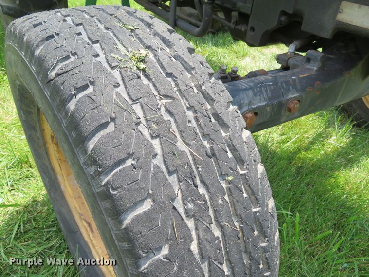 image for item EV9690 1995 John Deere 5400 tractor