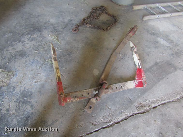 image for item EY9527 1964 International 606 tractor